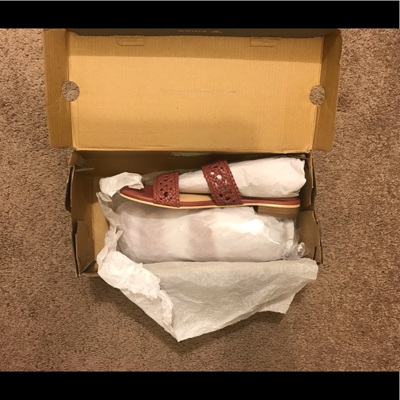 Loft Sandals - Picture 6 of 6